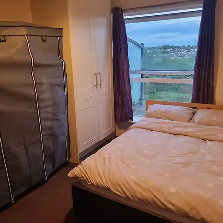 For Rent In City, Ireland Гостевой дом *